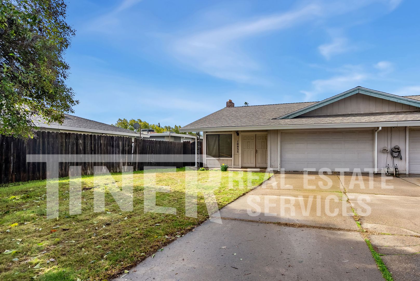 Rancho Cordova House: 10935 Gadsten Way