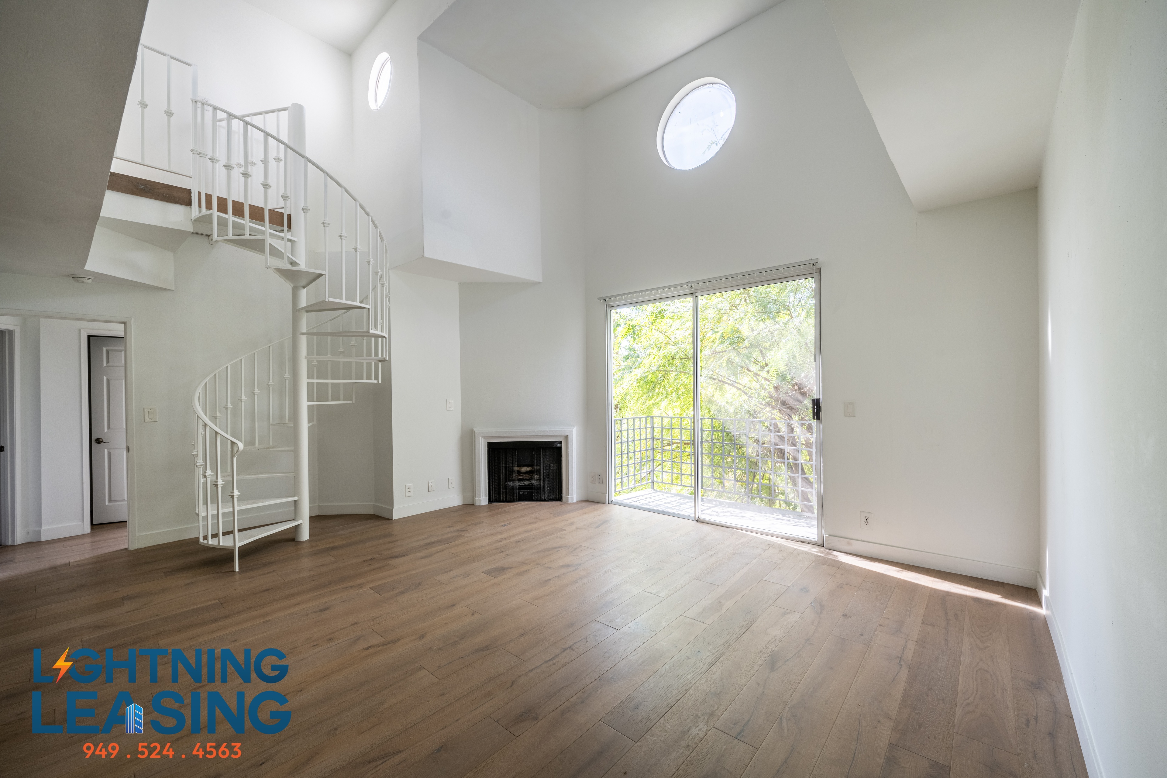 West Hollywood Condo: 884 1/2 Palm Ave