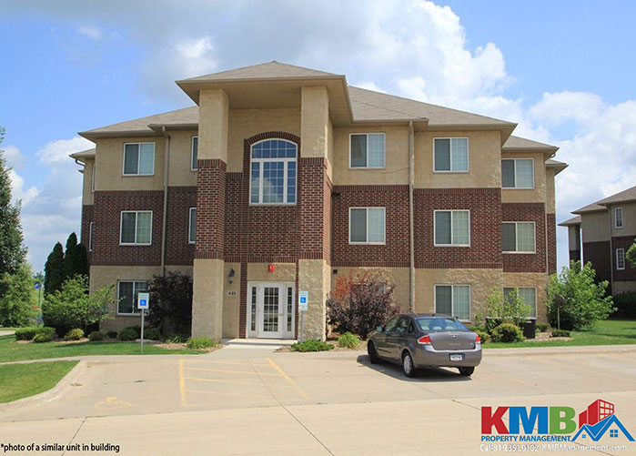 North Liberty Condo: 440 Bradley Place