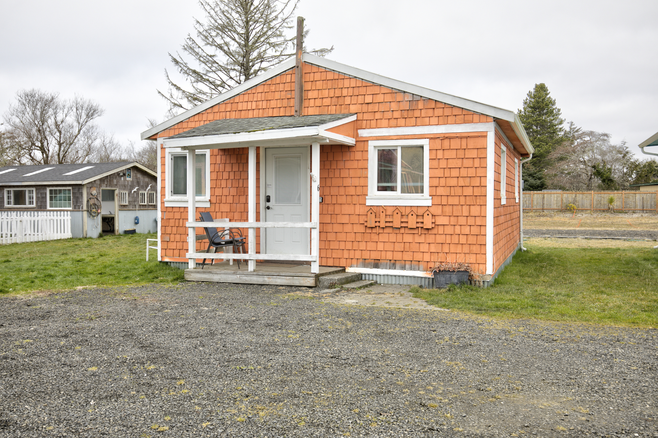 Grayland Townhome: 1757 Washington 105