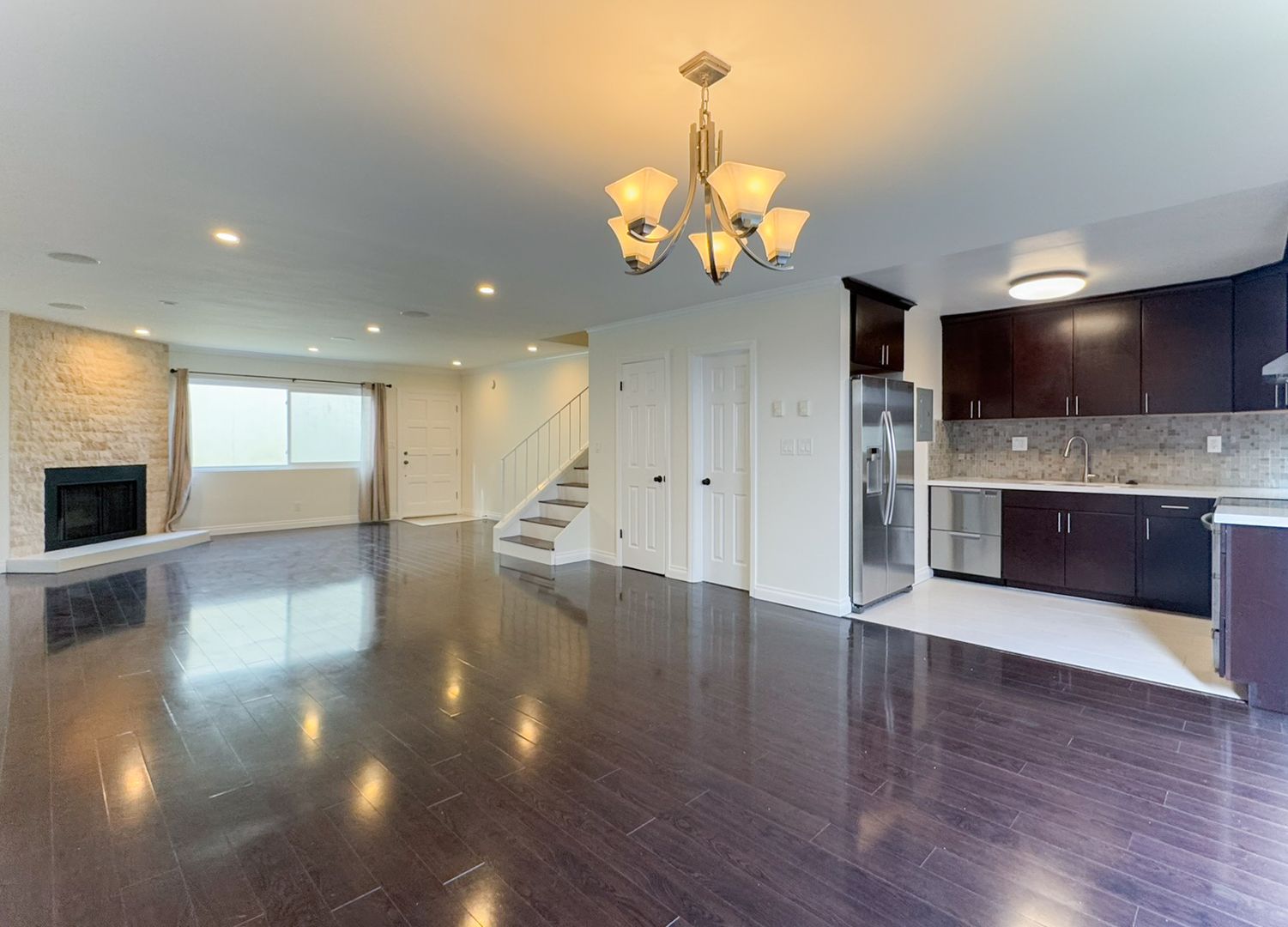 Santa Monica House: 2717 Arizona Ave