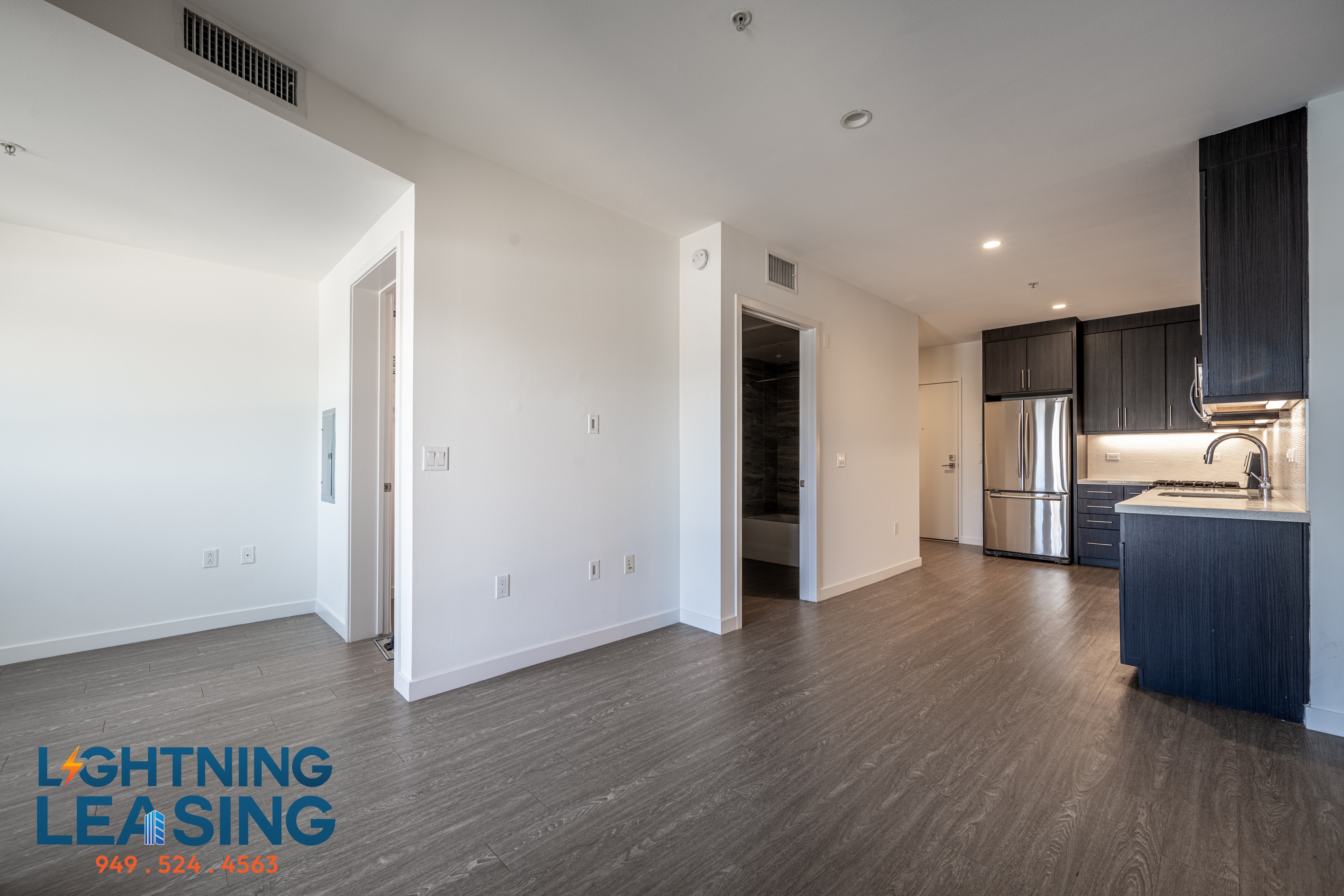Los Angeles Condo: 11405 1/2 Chandler Blvd