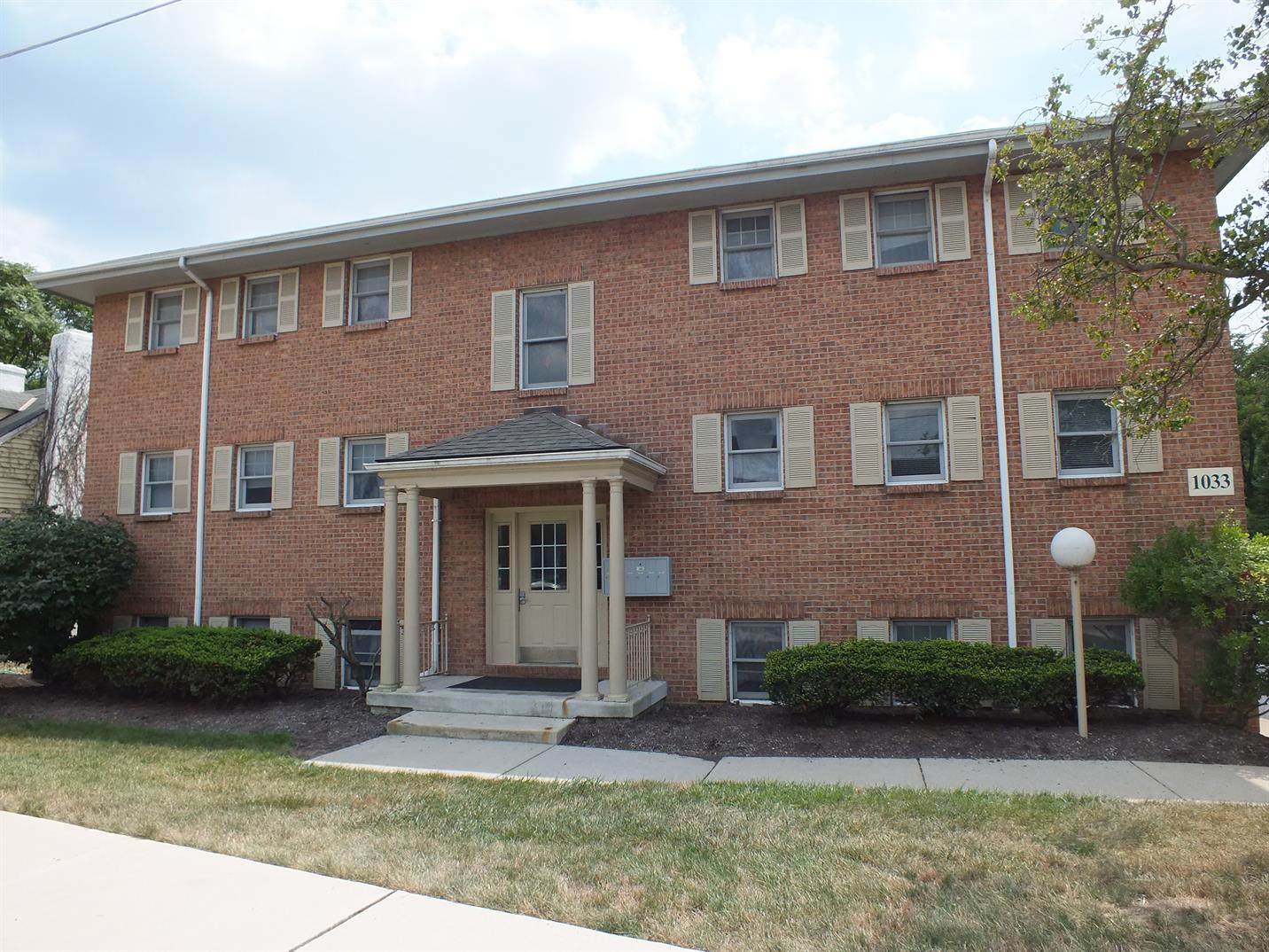 Columbus Apartment: 1251 Courtland Ave