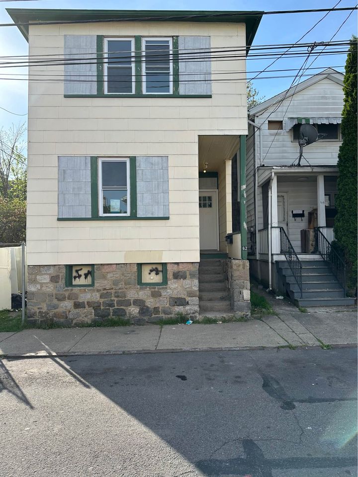 Wilkes Barre Condo: 62 Hutson