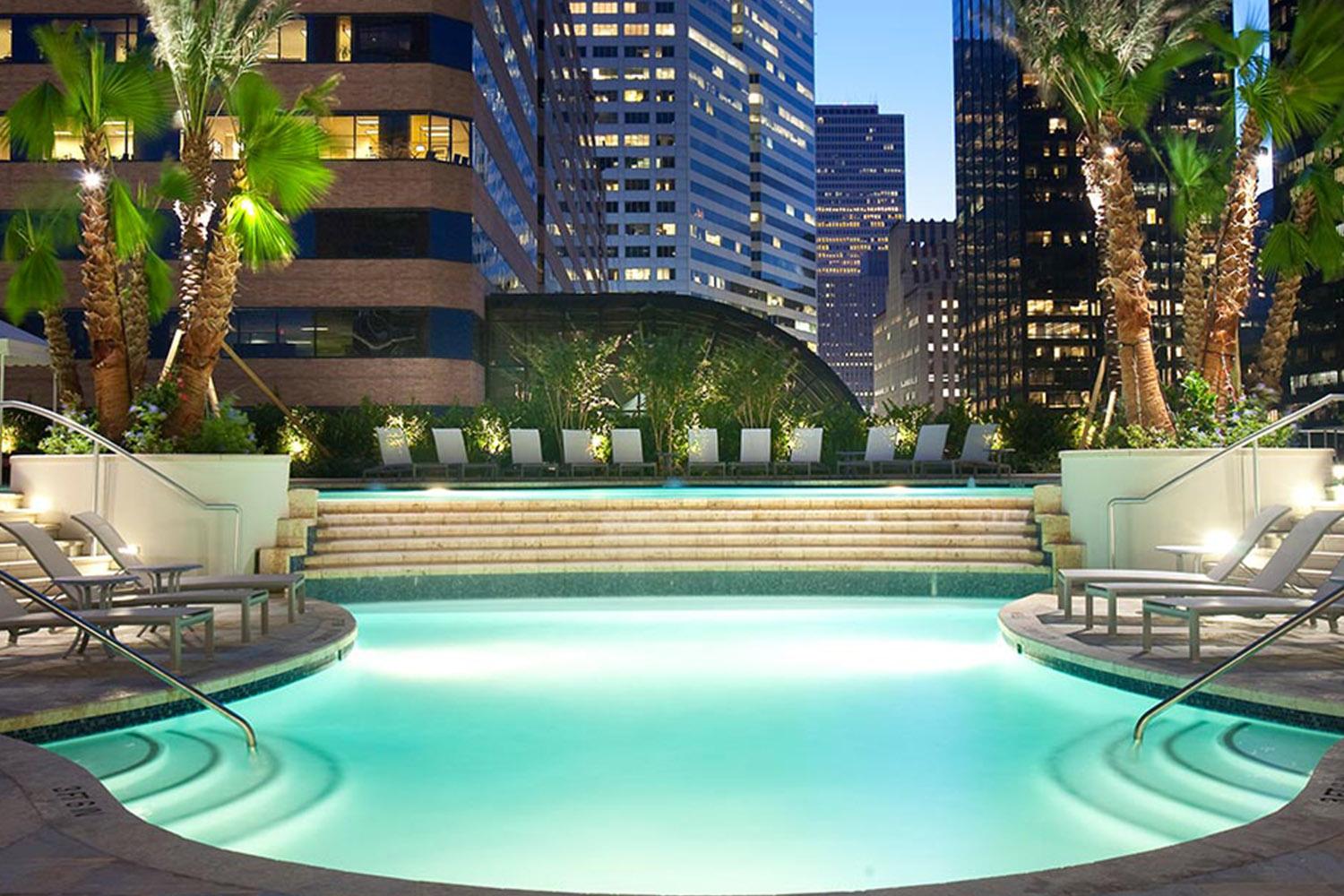 Houston Condo: 1402 Mckinney St