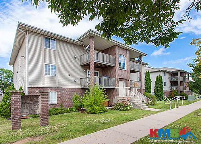 Iowa City Condo: 51 Westside Dr