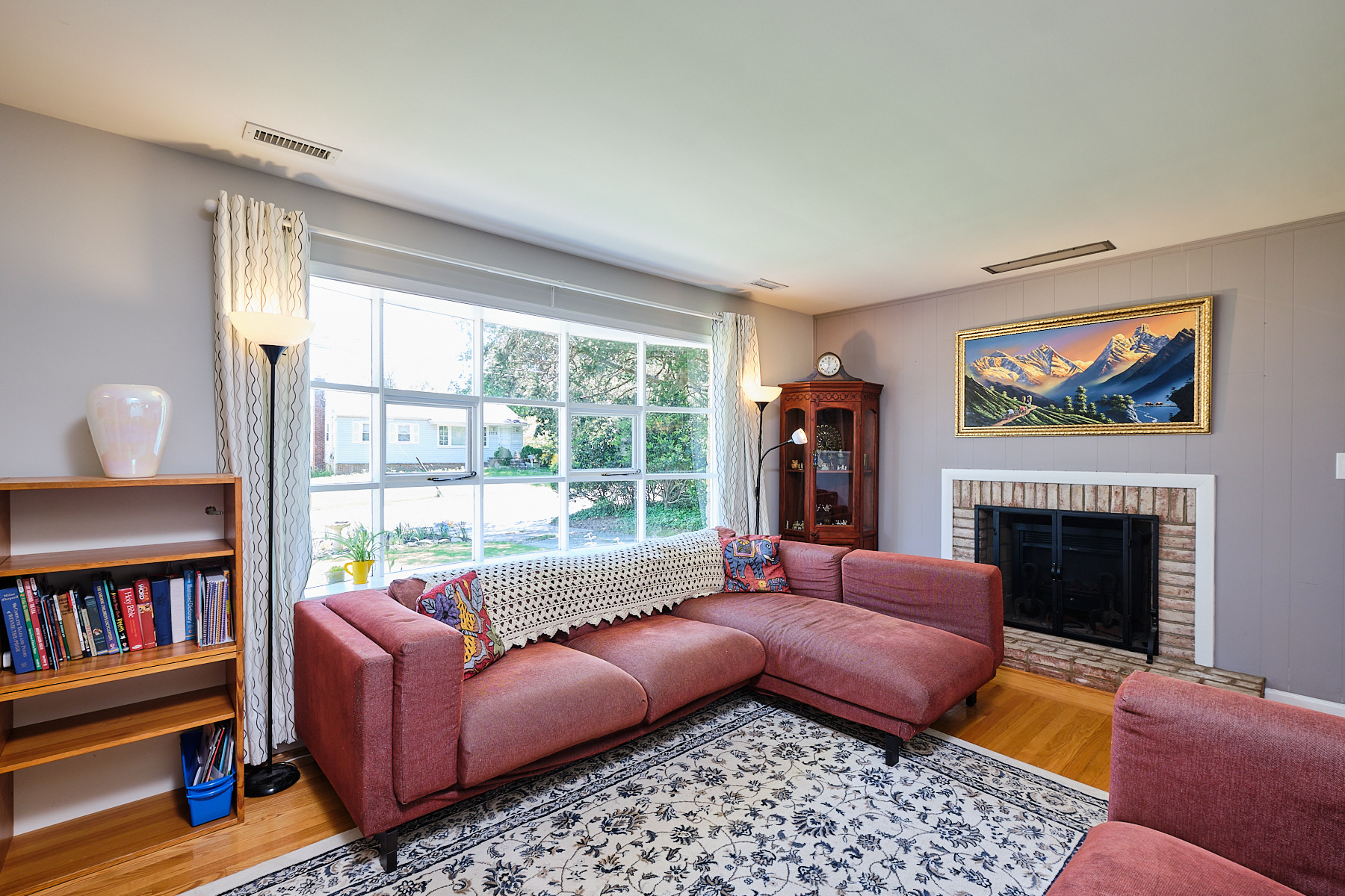 Silver Spring House: 11714 College View Dr