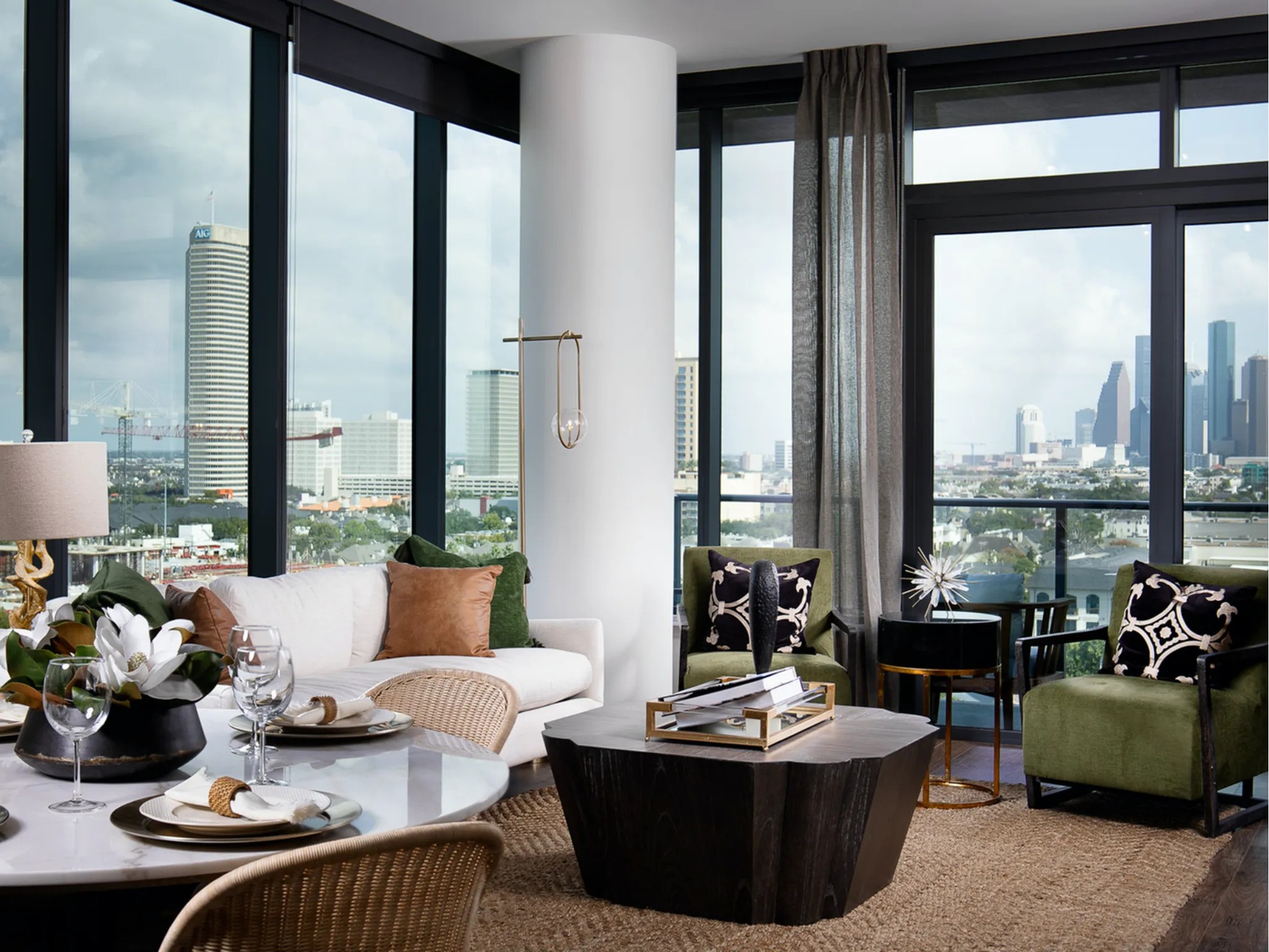 Houston Condo: 1956 W Gray St