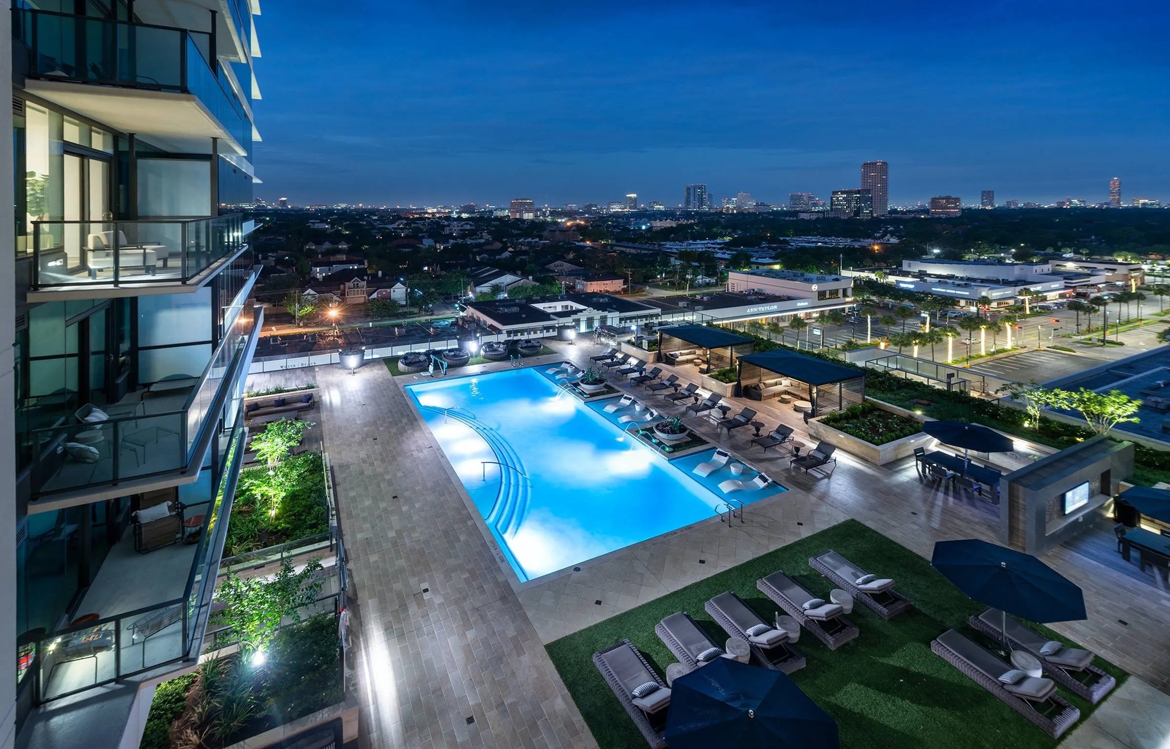 Houston Condo: 1956 W Gray St