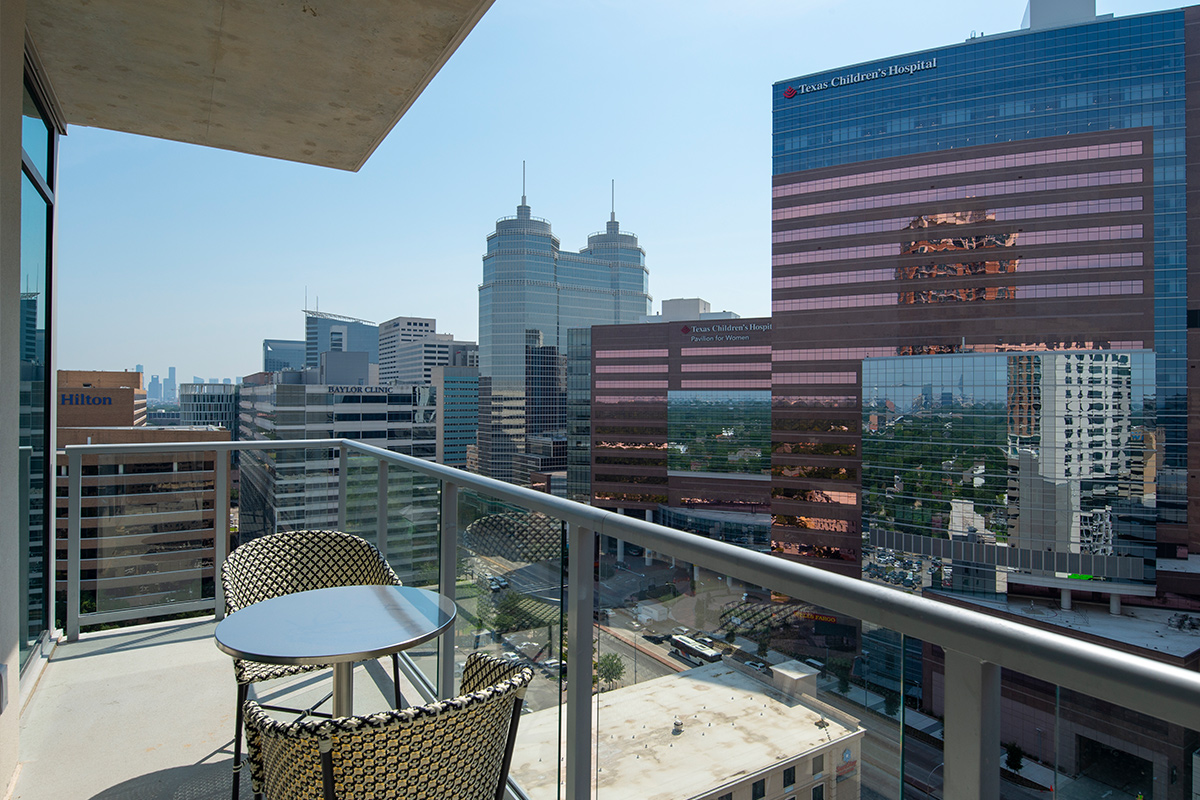 Houston Condo: 1852 Old Main St