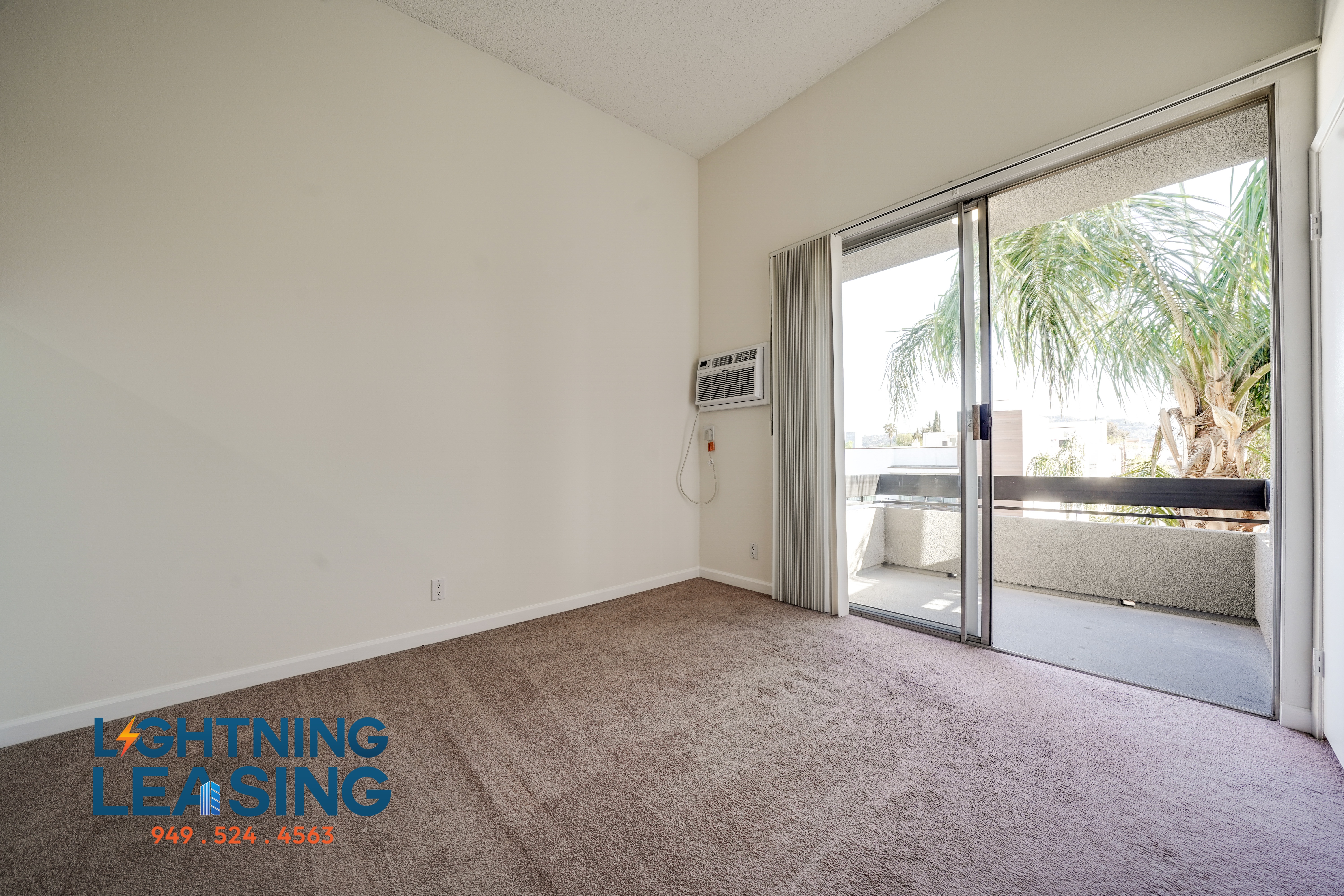 North Hollywood Condo: 11225 Morrison St
