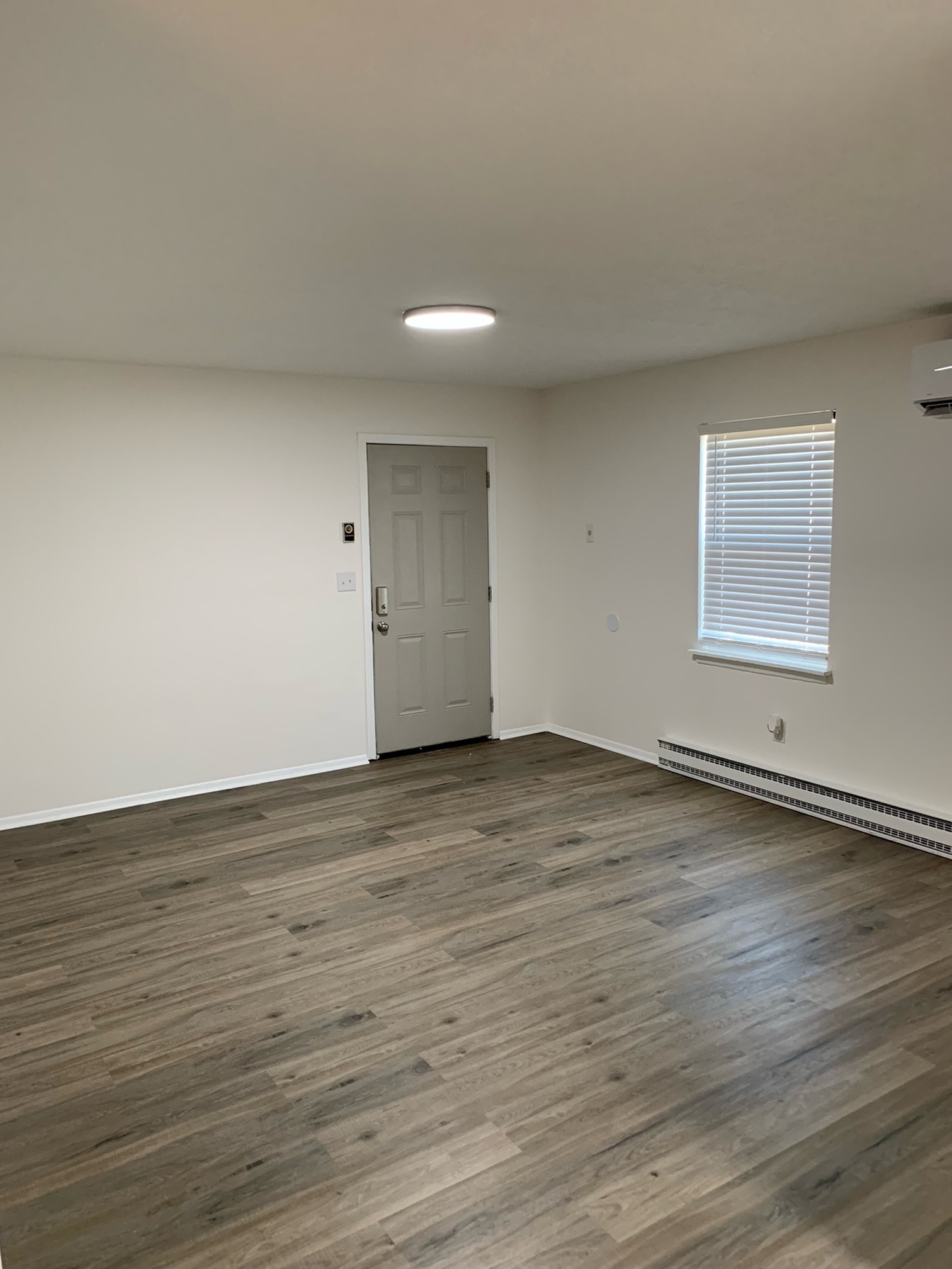 Greenville Apartment: 1140 N Franklin Rd