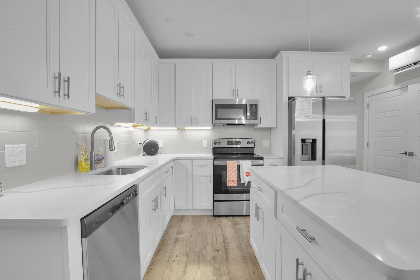 Philadelphia Apartment: 2209 N Broad St