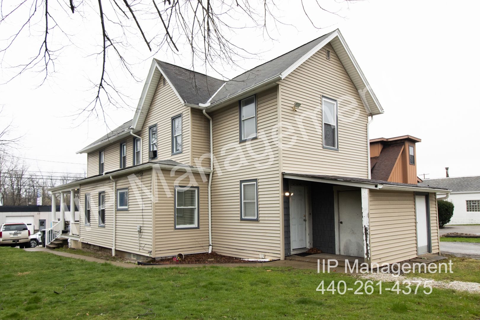 Bedford Condo: 579 Broadway Avenue