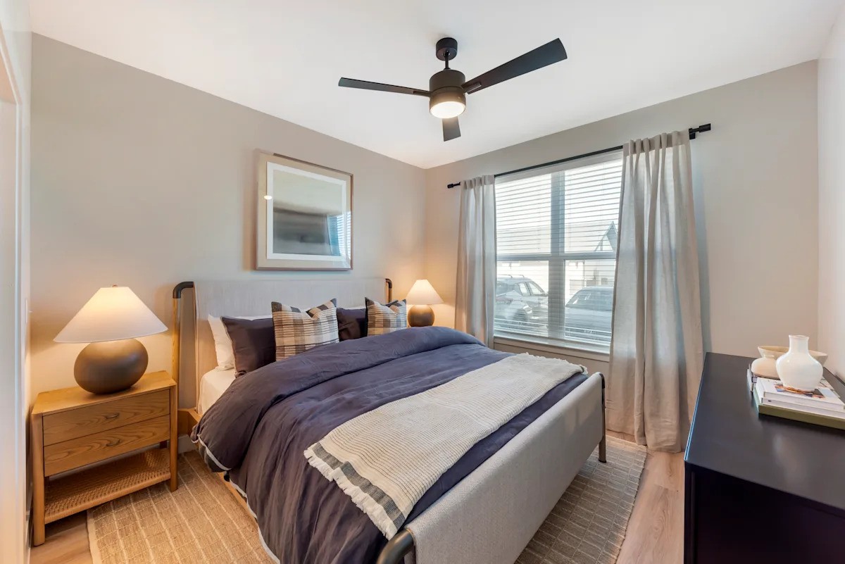 Austin Condo: 2907 E Howard Ln