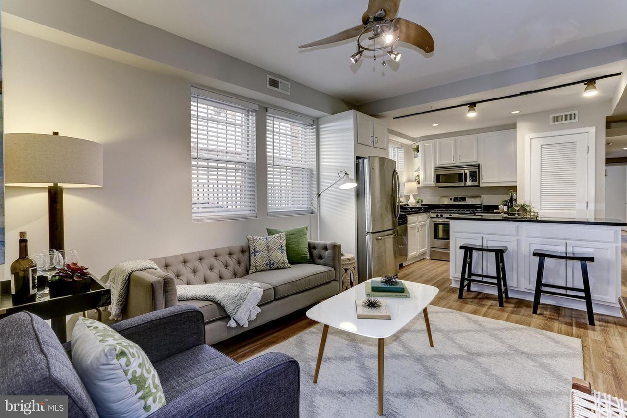 Washington Condo: 1440 Columbia Rd NW