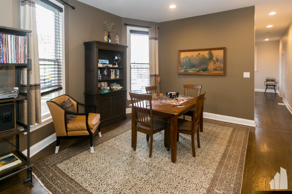 Chicago Condo: 2506 W Argyle St 2