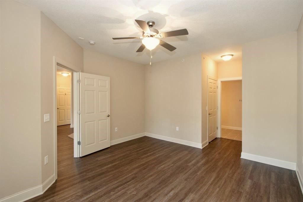 Iowa City Condo: 600 Grandview Court