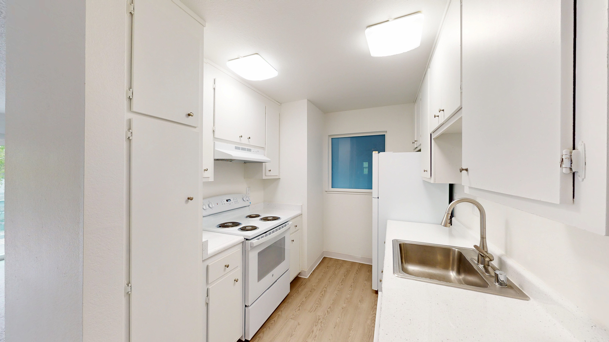 Novato Condo: 541 Alameda del Prado