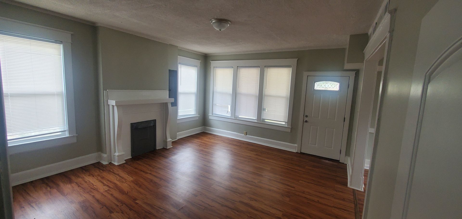 Lexington House: 152 East Fifth Street (Z1)