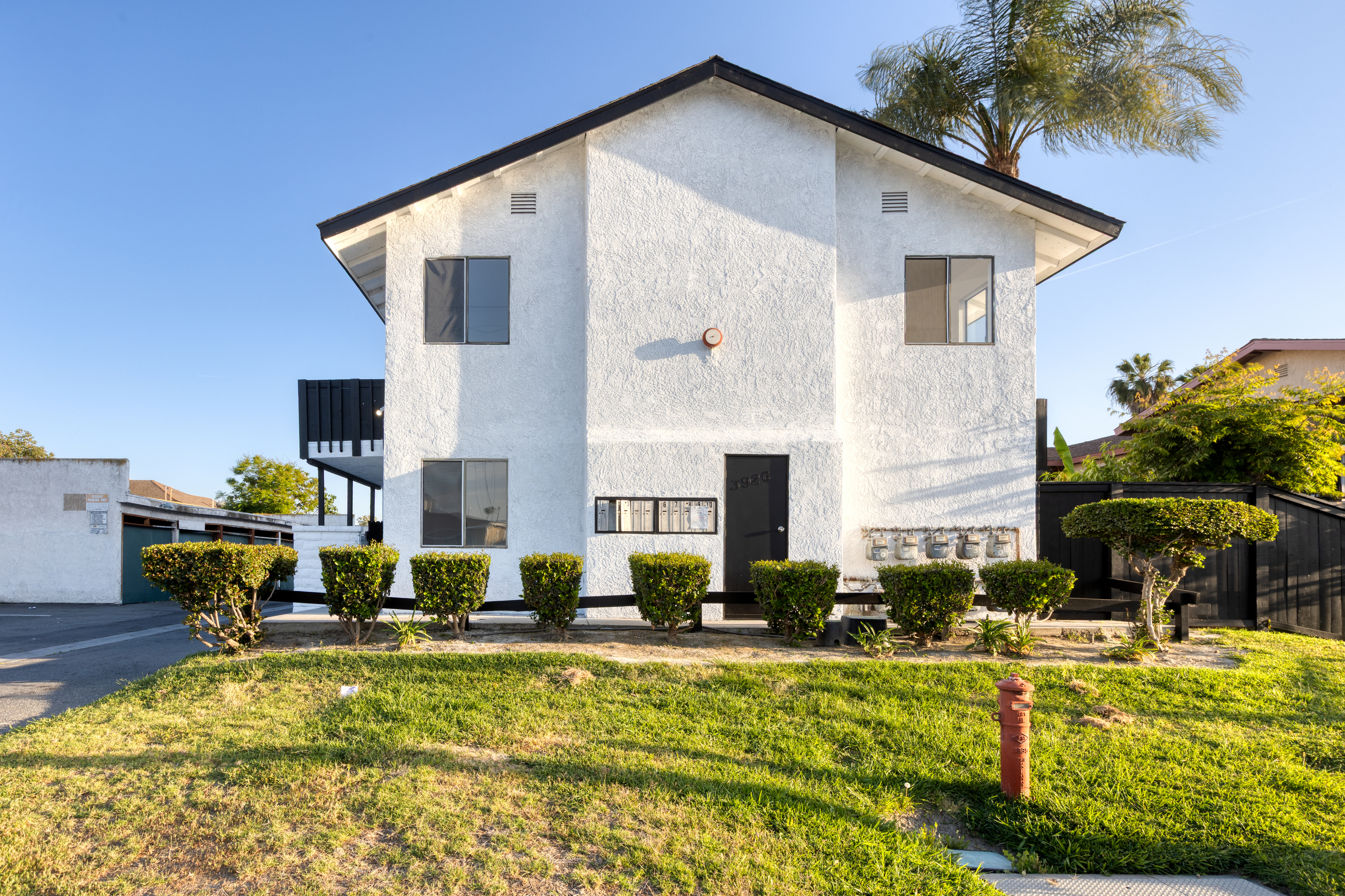 Fullerton Condo: 3296 Franklin Ave