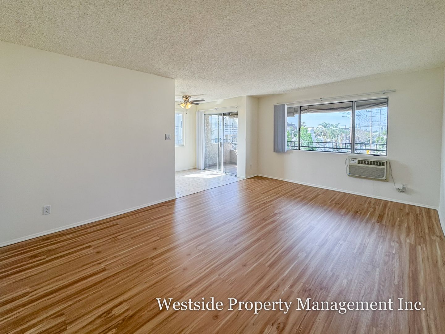 Los Angeles Apartment: 1755 Purdue Ave