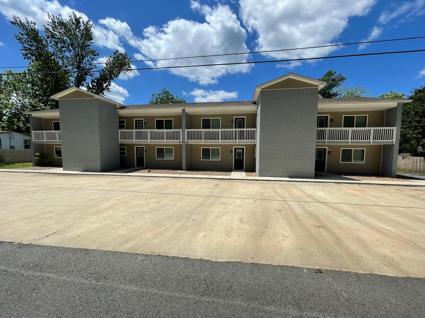 Cabot Condo: 523 East Main