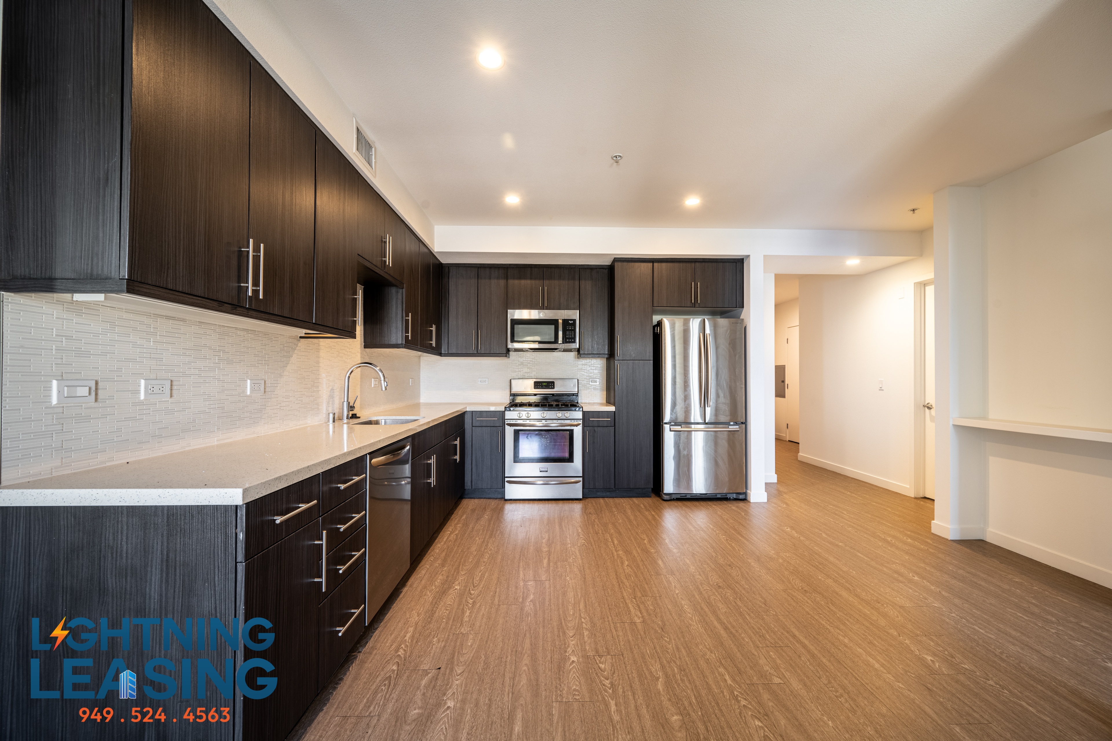 Los Angeles Condo: 11405 Chandler Blvd