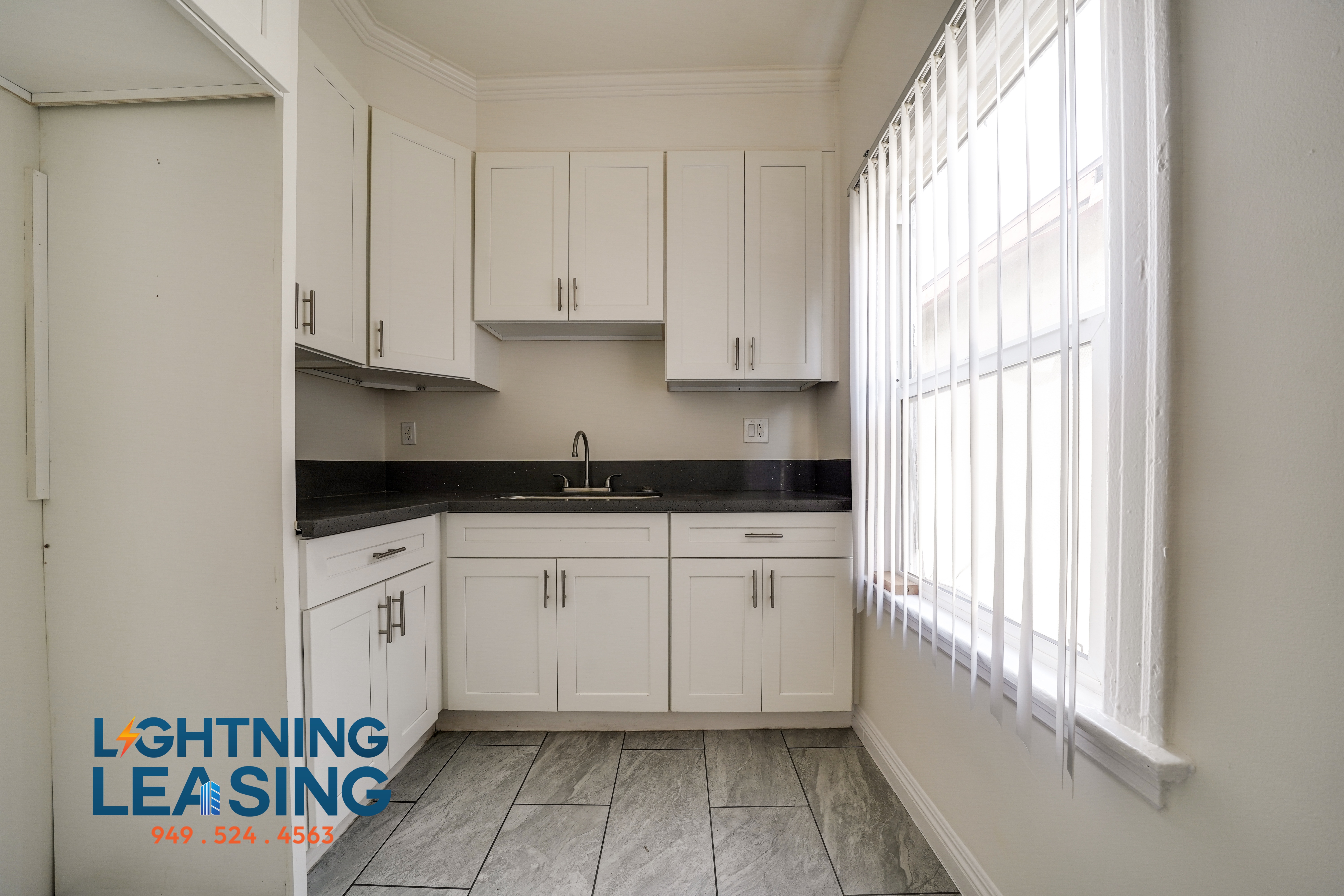 Los Angeles Condo: 401 S Westlake Ave