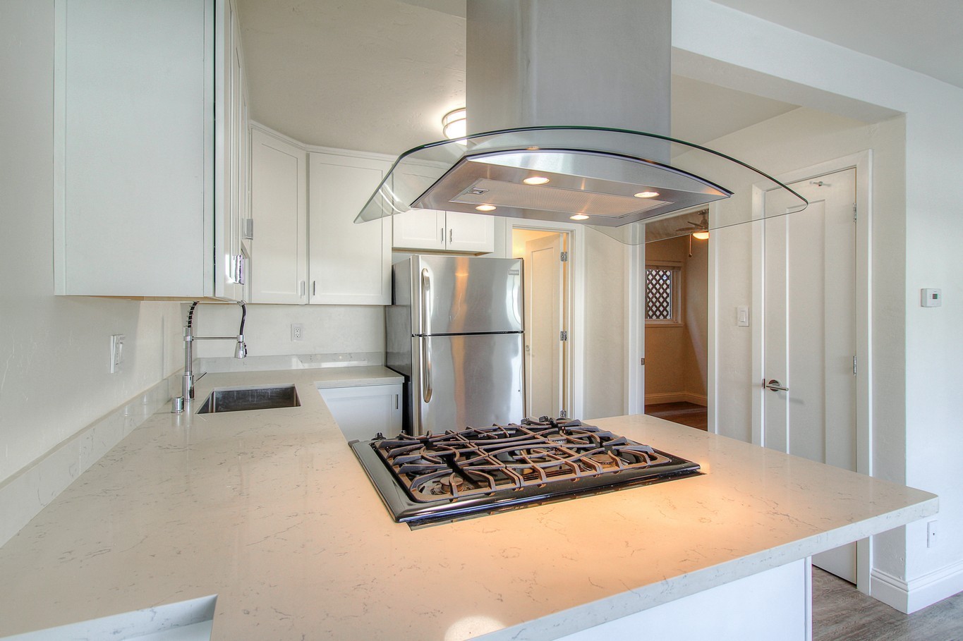 San Rafael Condo: 238 Merrydale Road