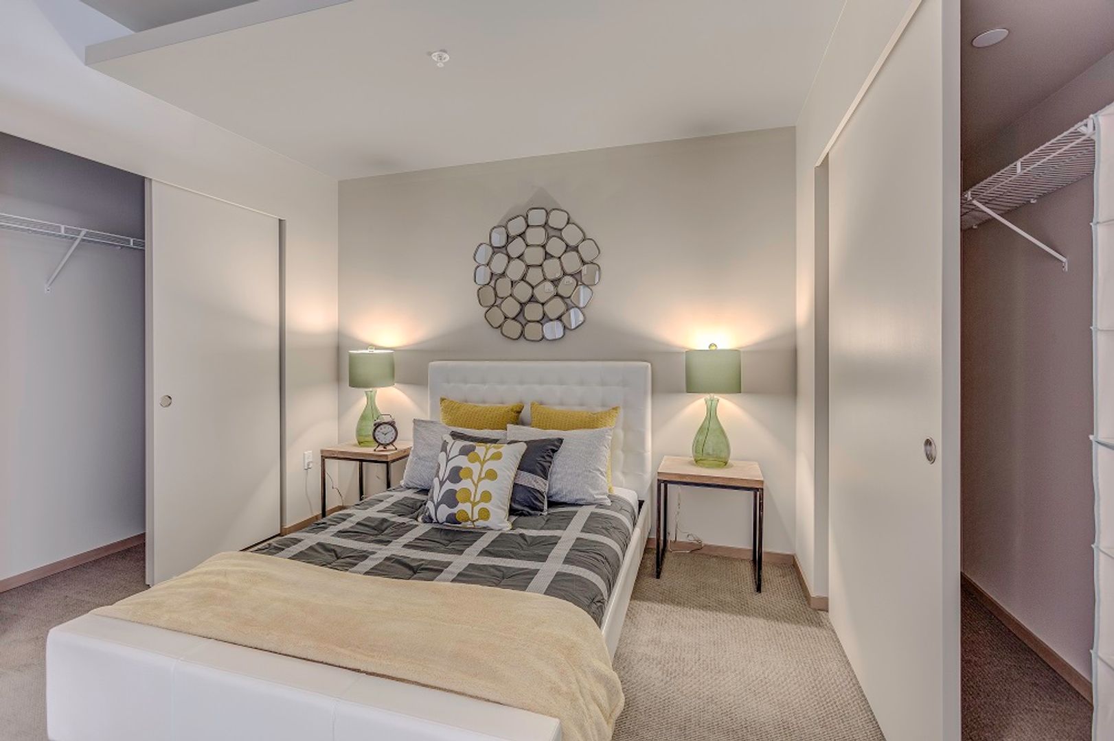 Seattle Apartment: 206 Bell St