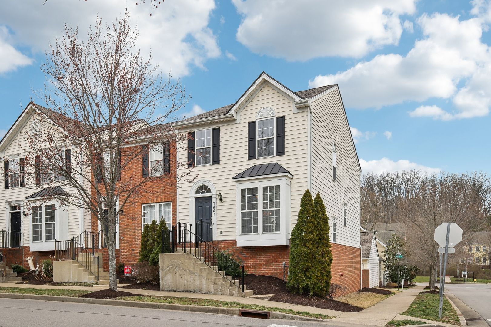 Nashville House: 7841 Heaton Way