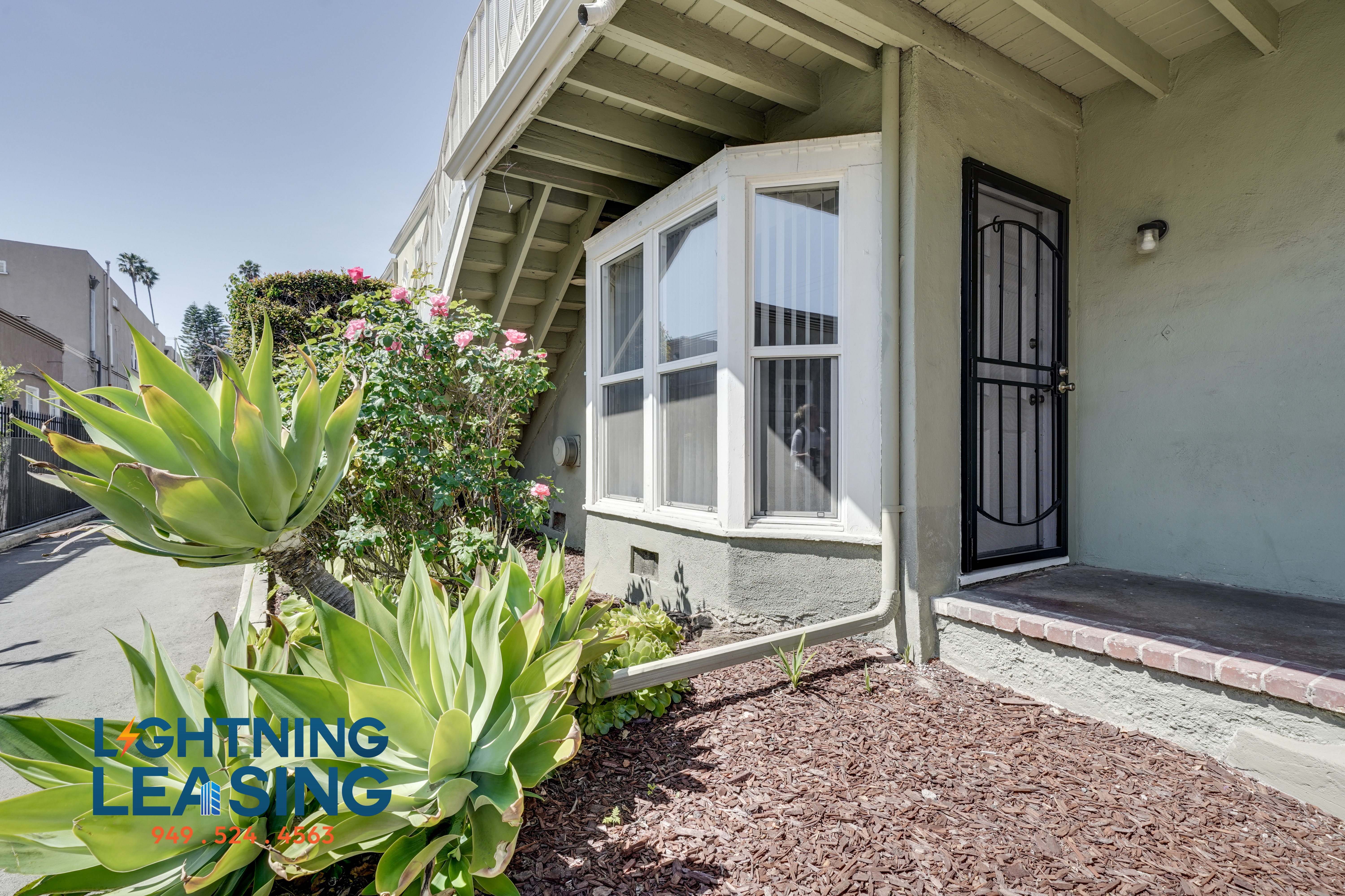 Los Angeles Condo: 1627 3/5 Normandie