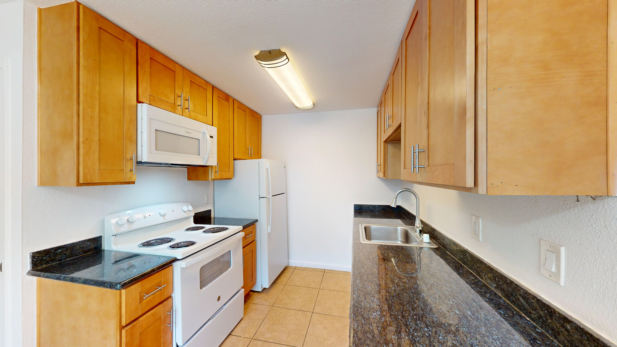 Sonoma Condo: 18167 Happy Lane