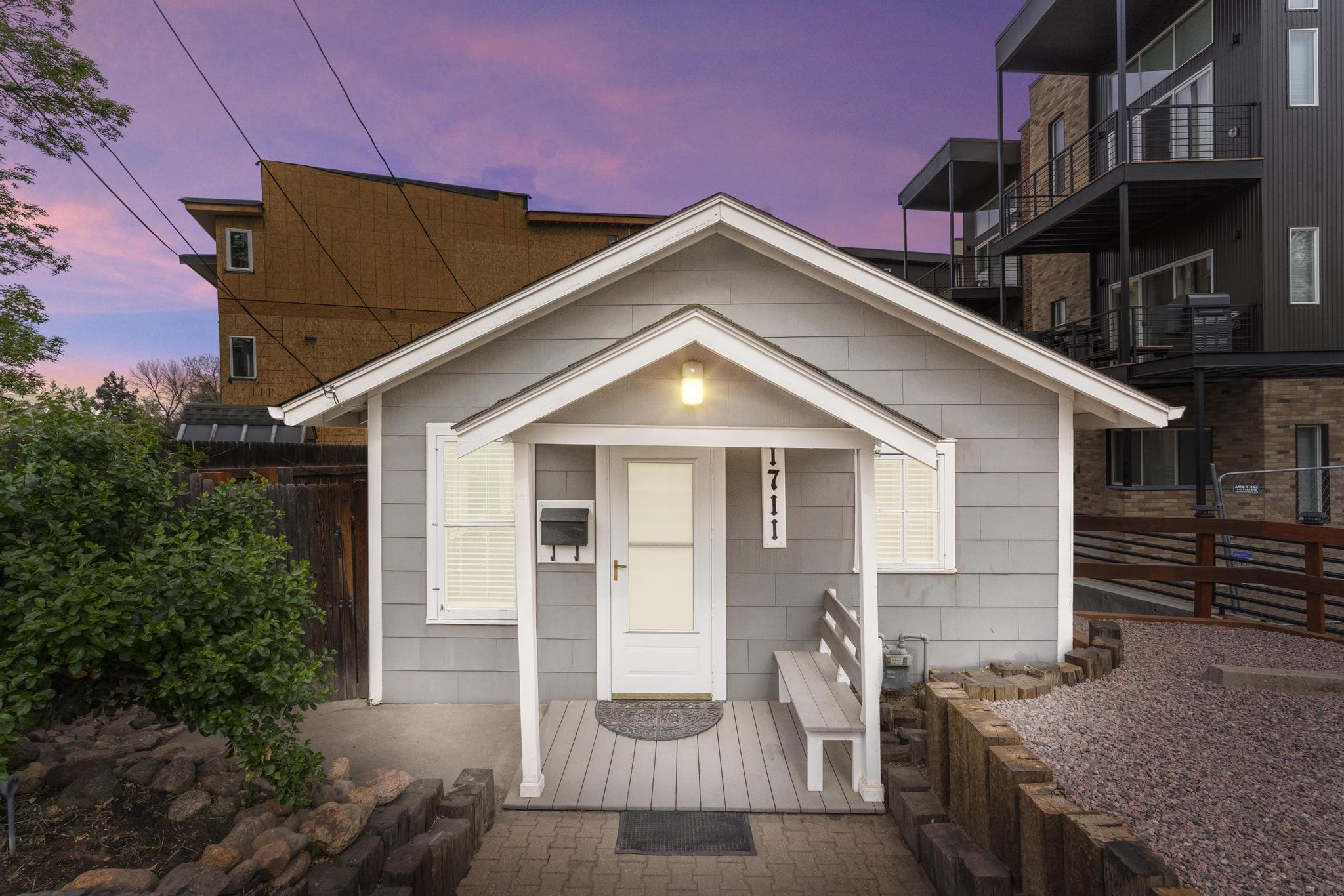 Colorado Springs House: 1711 S Cascade Ave