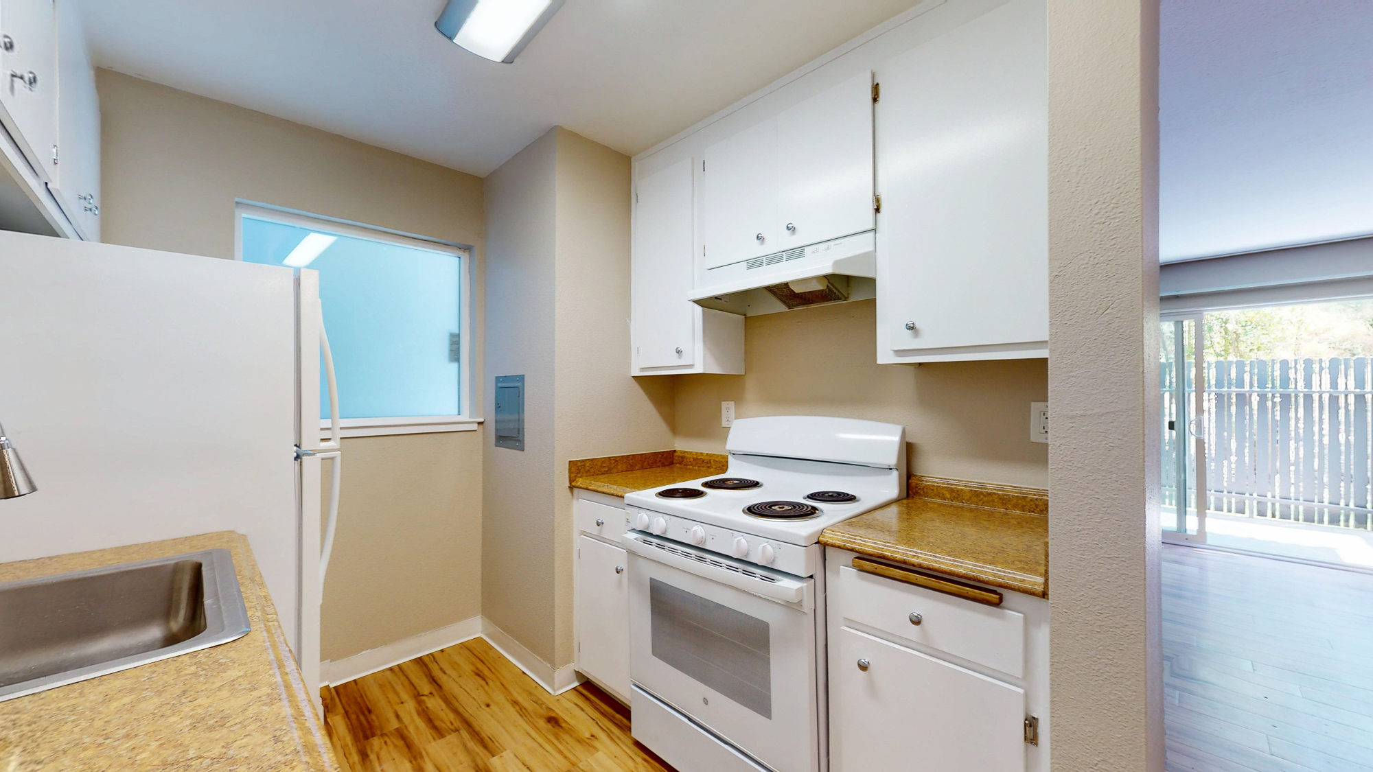 Novato Condo: 551 Alameda del Prado