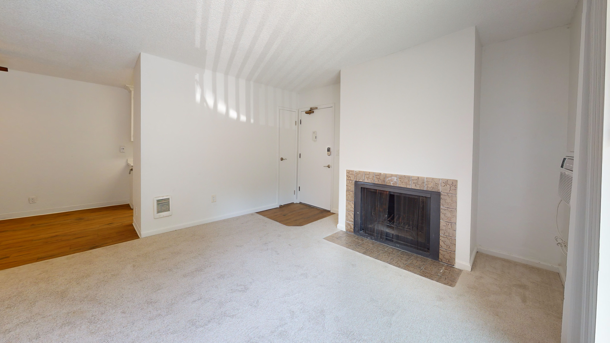 Novato Condo: 475 Ignacio Blvd