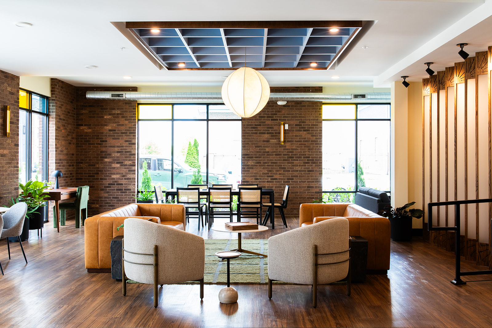 Columbus Apartment: 723 Mt Vernon Ave