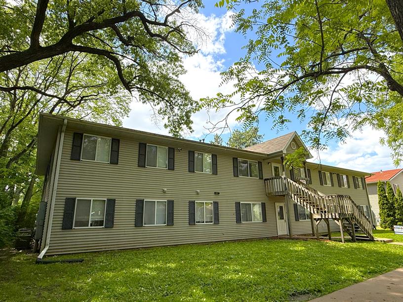 Iowa City Condo: 645 S Lucas St