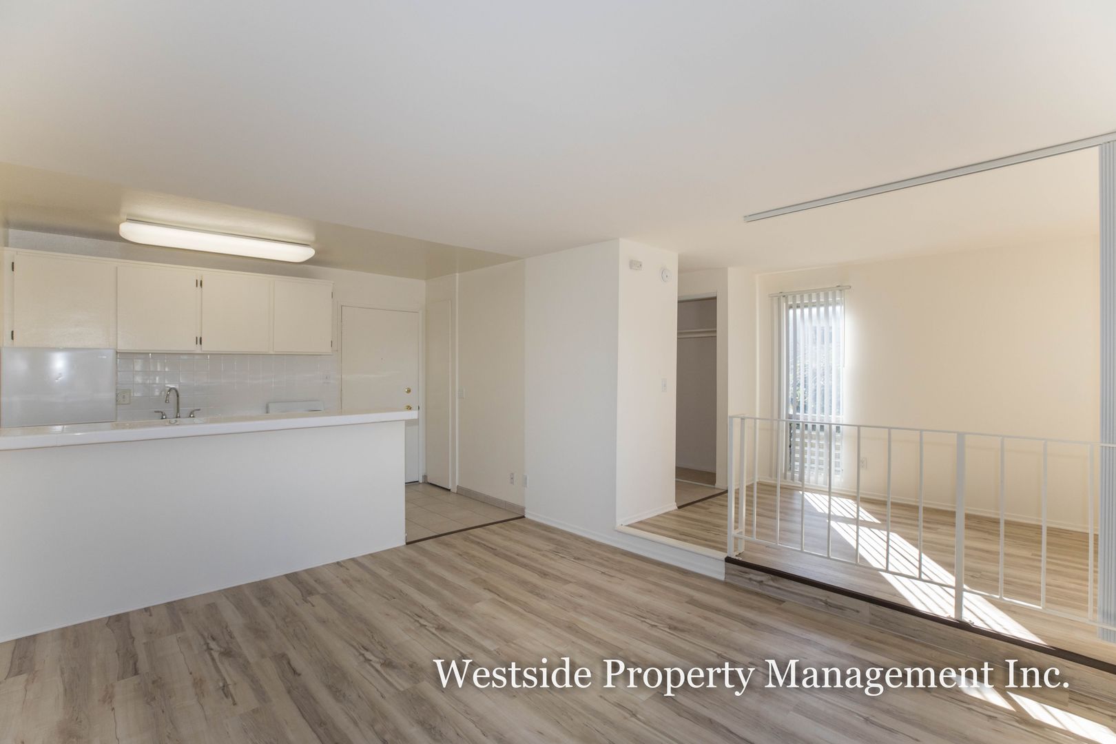 North Hollywood Apartment: 5751 Camellia Ave