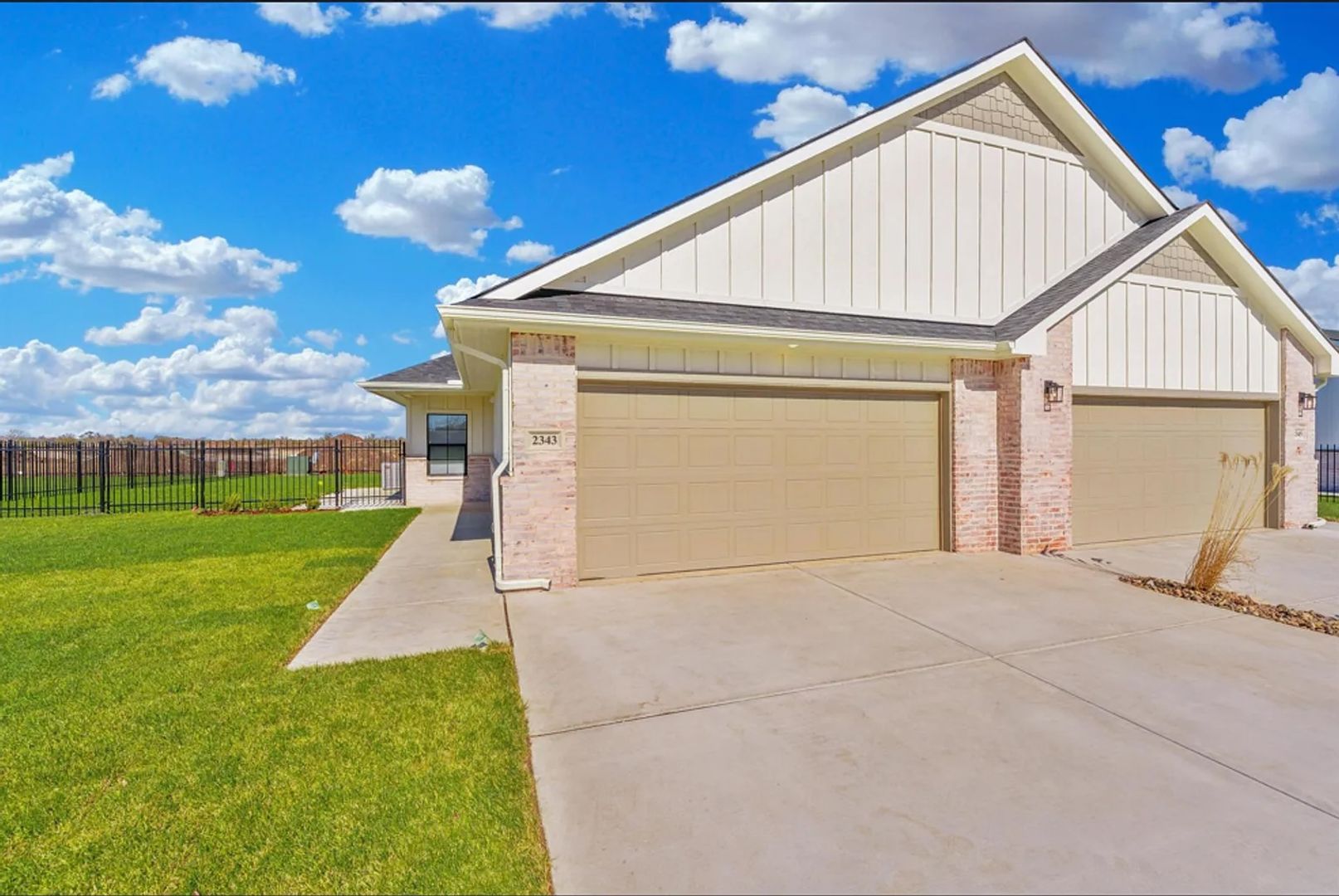 Goddard House: 2295 Spring Hill Ct
