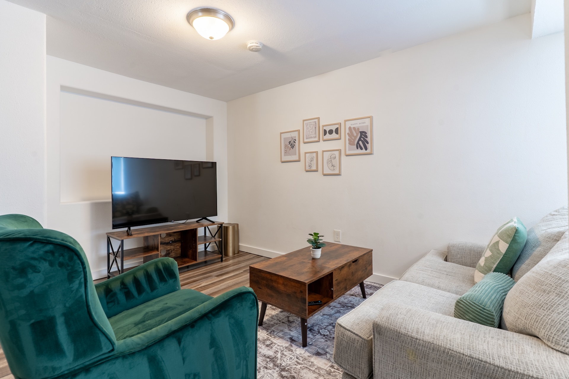 Seattle Condo: 9021 8th Ave S