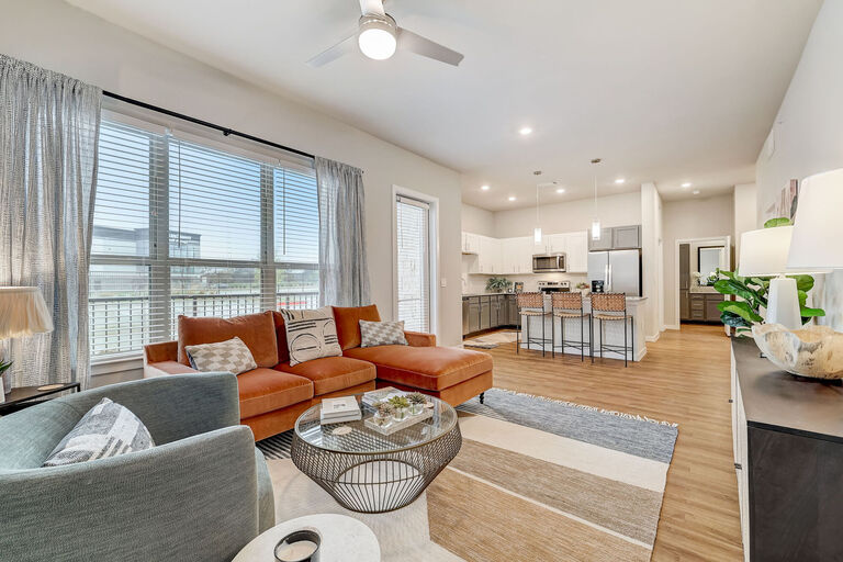 Austin Condo: 1700 Daleside Ln