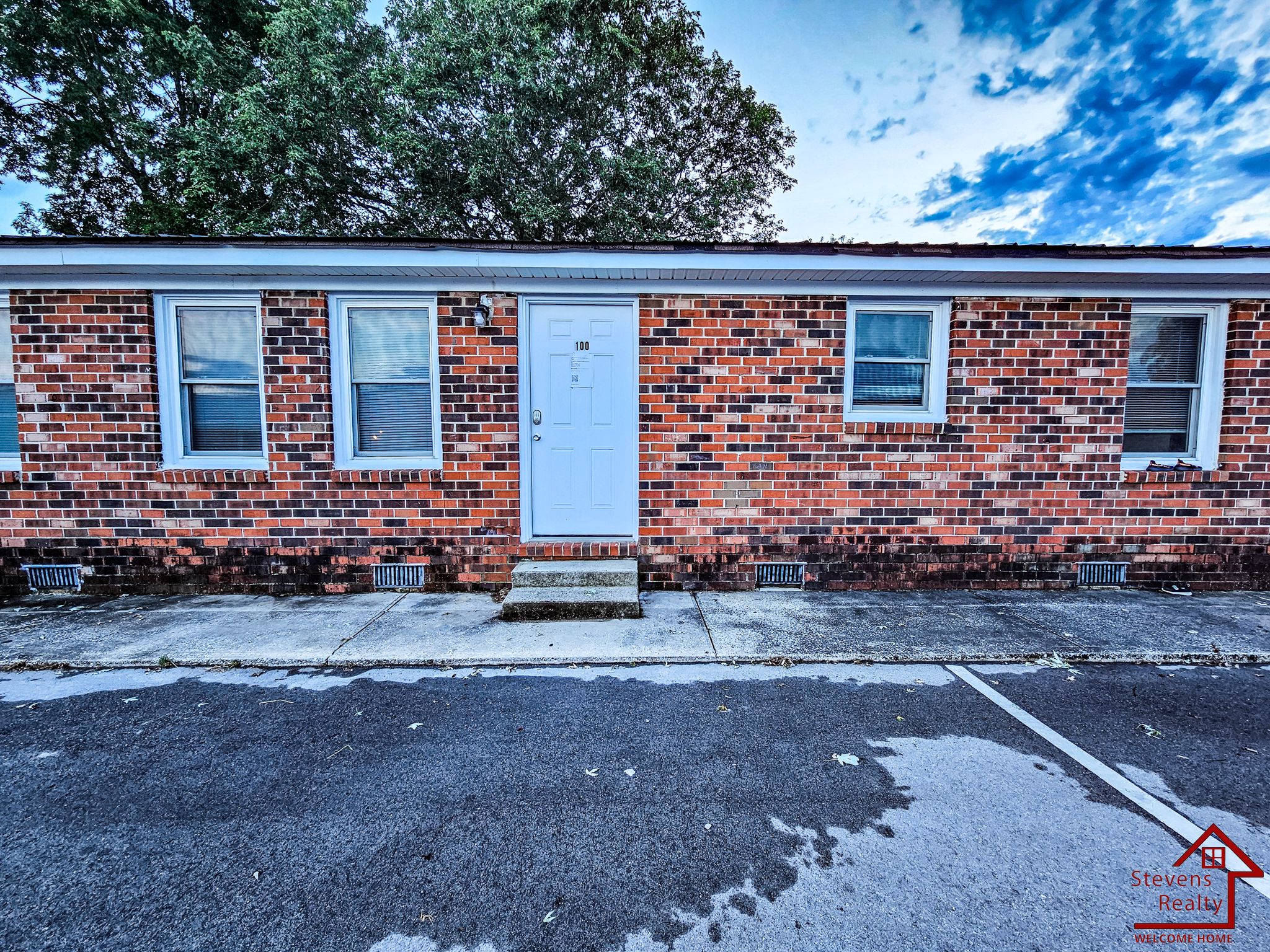 Mcminnville Apartment: 500 Skyline Dr