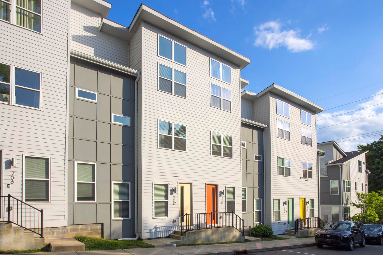 Nashville House: 708 Tral Street