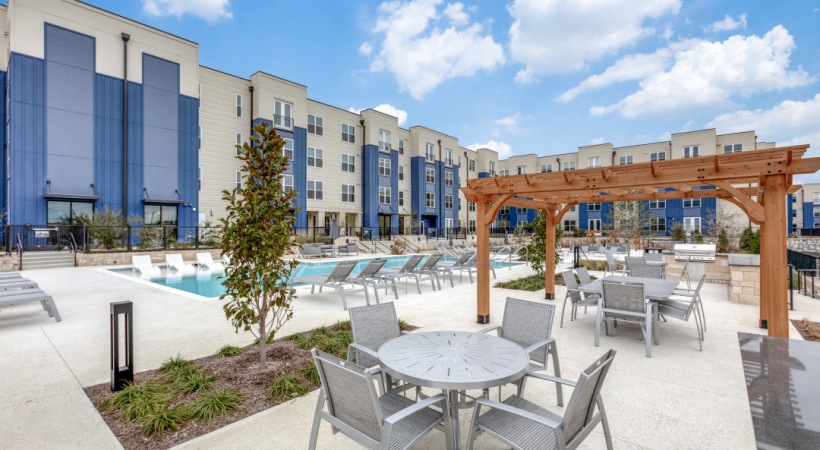 Austin Condo: 1600 Scottsdale Ln