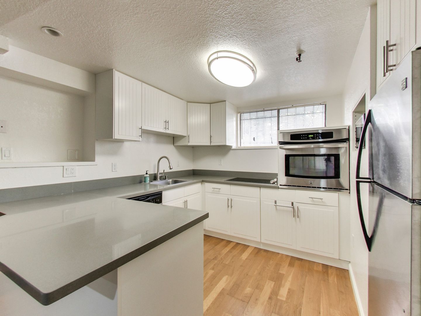 San Francisco Condo: 193B Henry Street