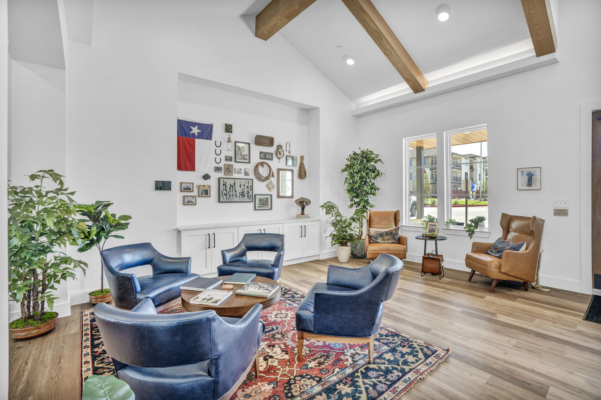 Austin Condo: 1500 W Howard Ln