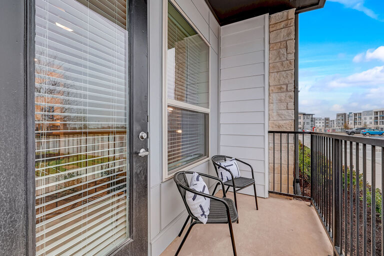 Austin Condo: 1700 Daleside Ln