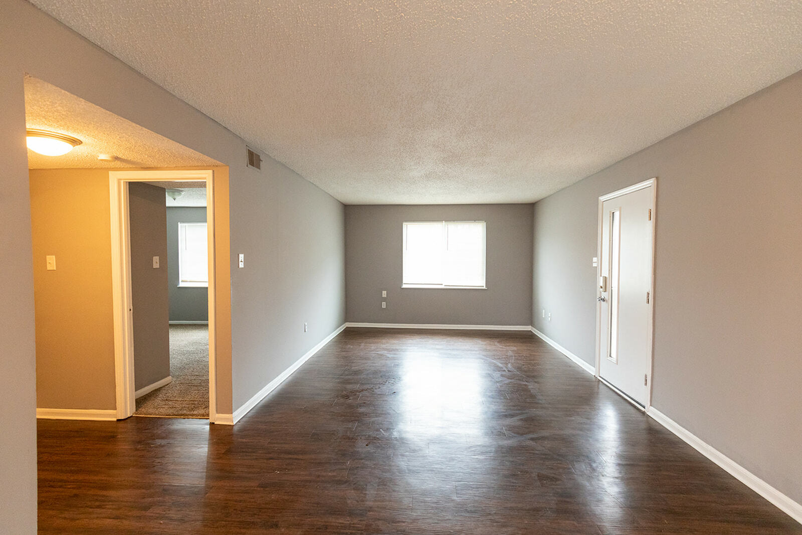 Spartanburg Apartment: 1000 East Main St